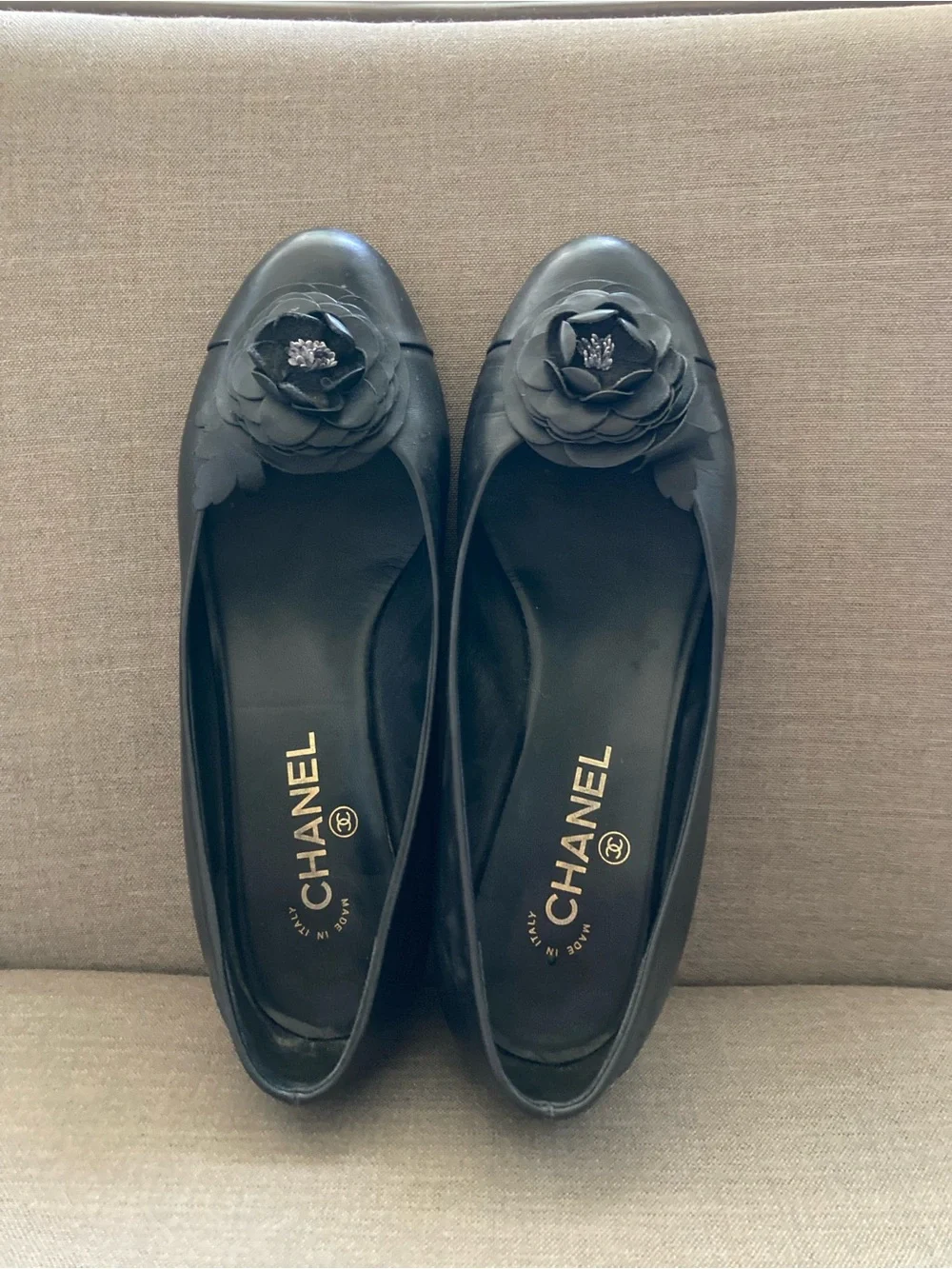CHANEL Black Leather Camellia Ballet Flats